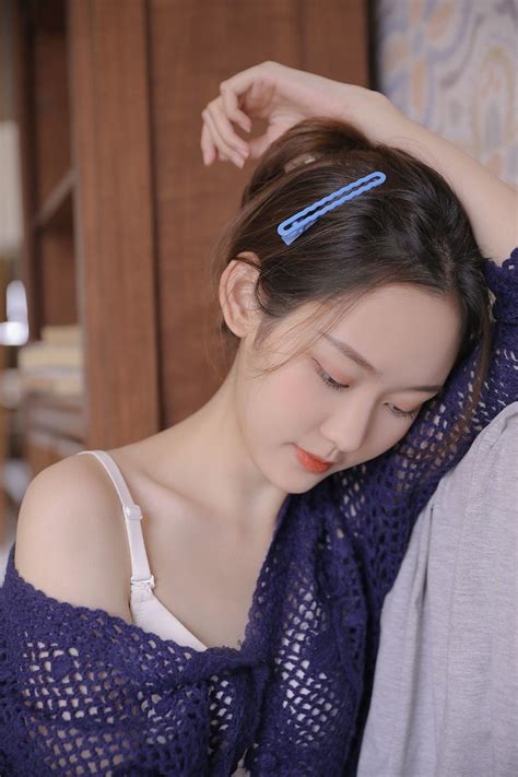 书剑恩仇录赵文卓版高清
